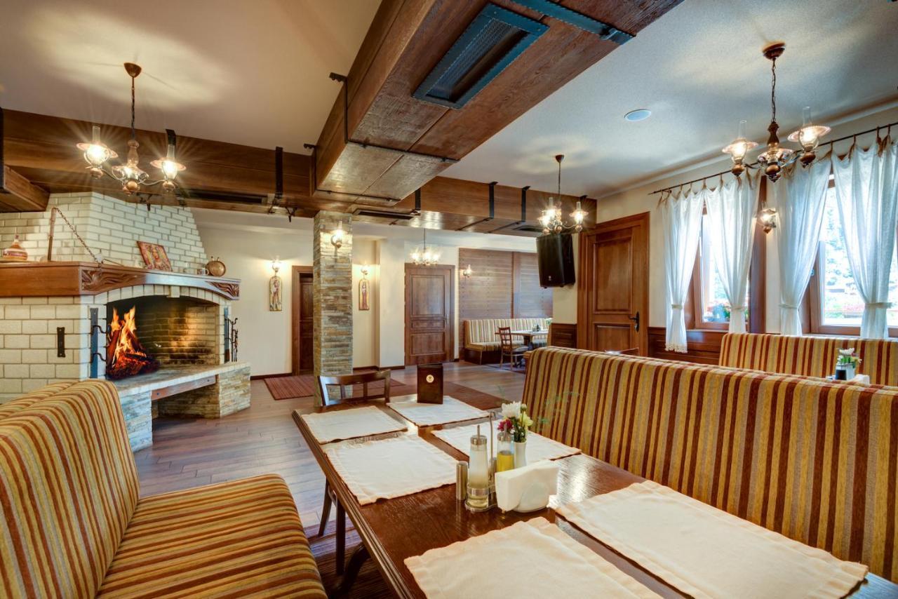 Shiroka Laka Hotel Buitenkant foto